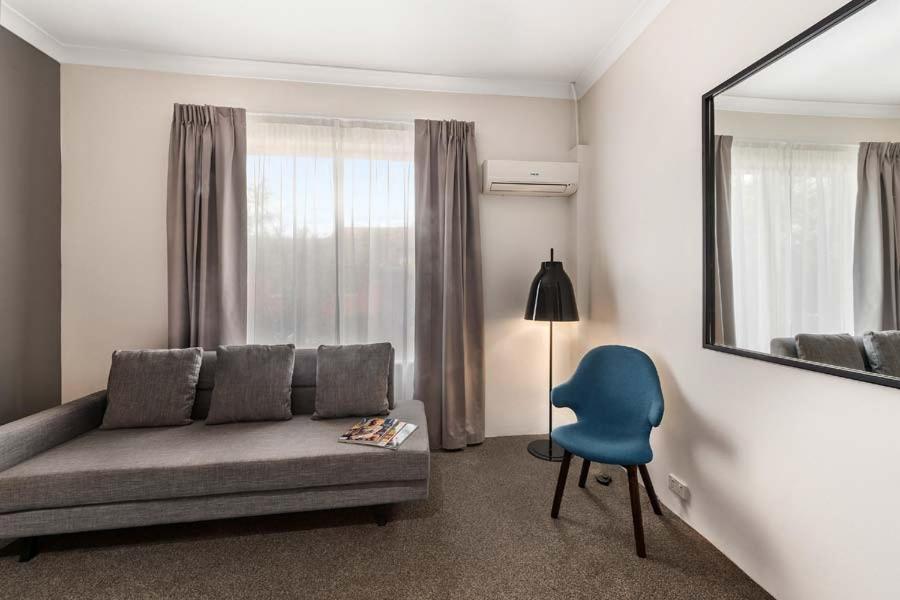 Silkari Urban Cks Sydney Airport Hotel Wolli Creek Экстерьер фото